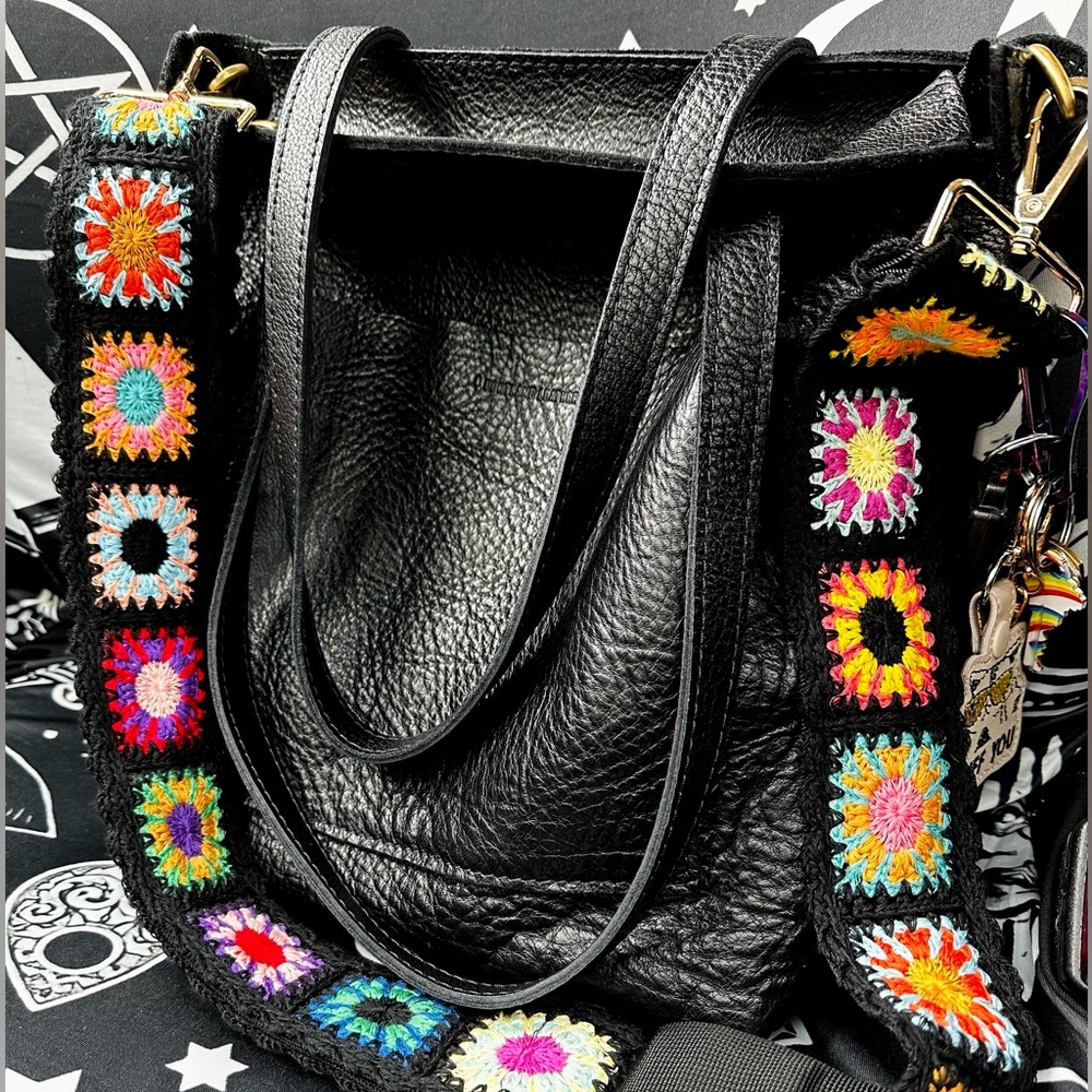 Portland Leather Crossbody Tote